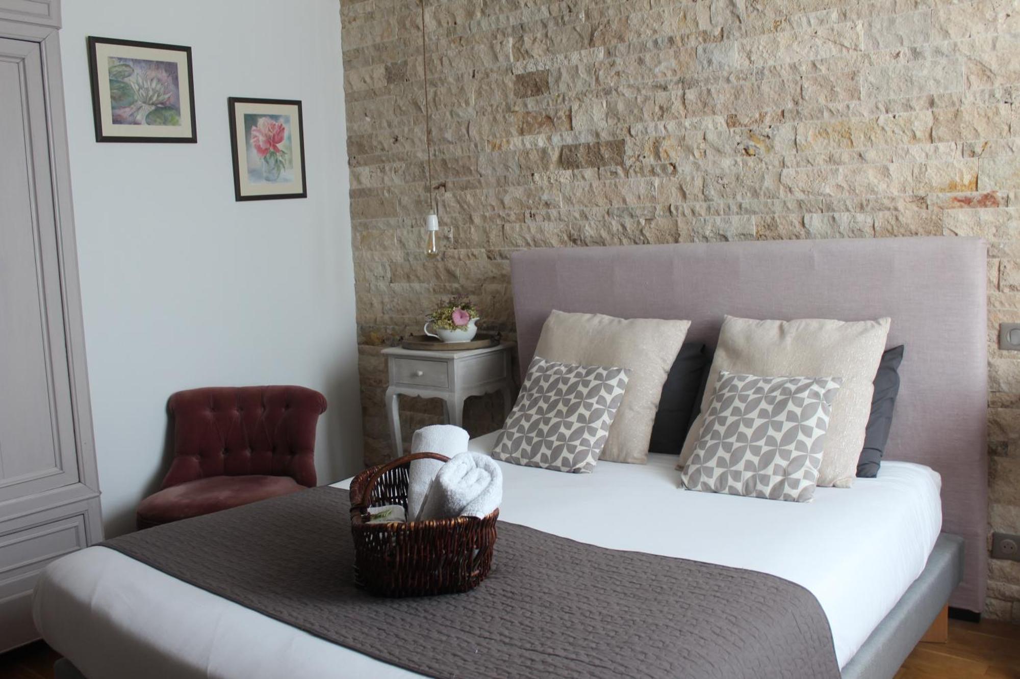 Domaine Borgnat Bed and Breakfast Escolives-Sainte-Camille Eksteriør billede