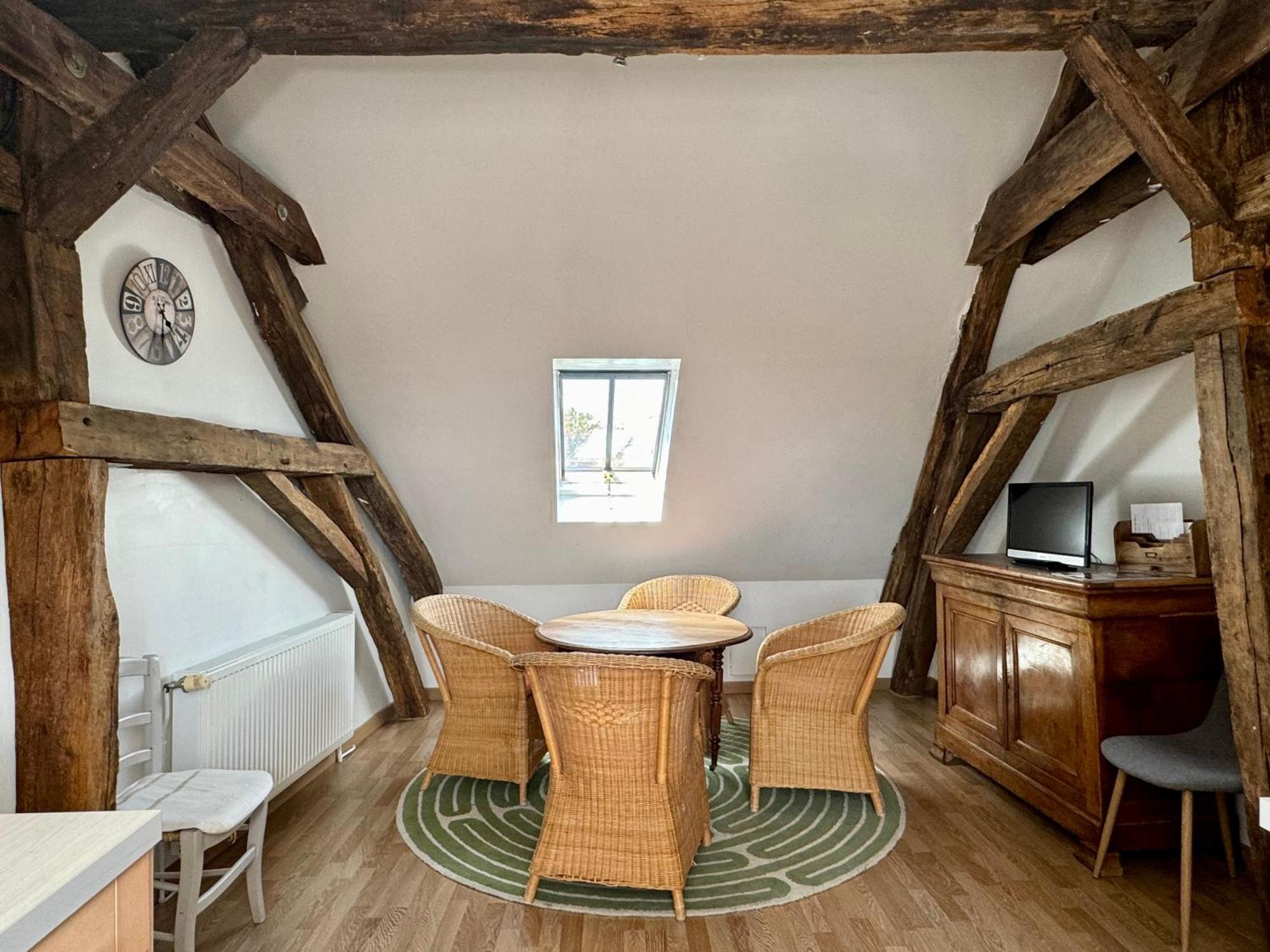 Domaine Borgnat Bed and Breakfast Escolives-Sainte-Camille Eksteriør billede